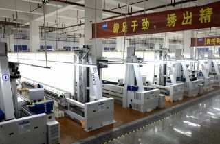 湖南省生態環境廳副廳長向艷考察湖南萌恒 共促紡織產業集群高質量發展