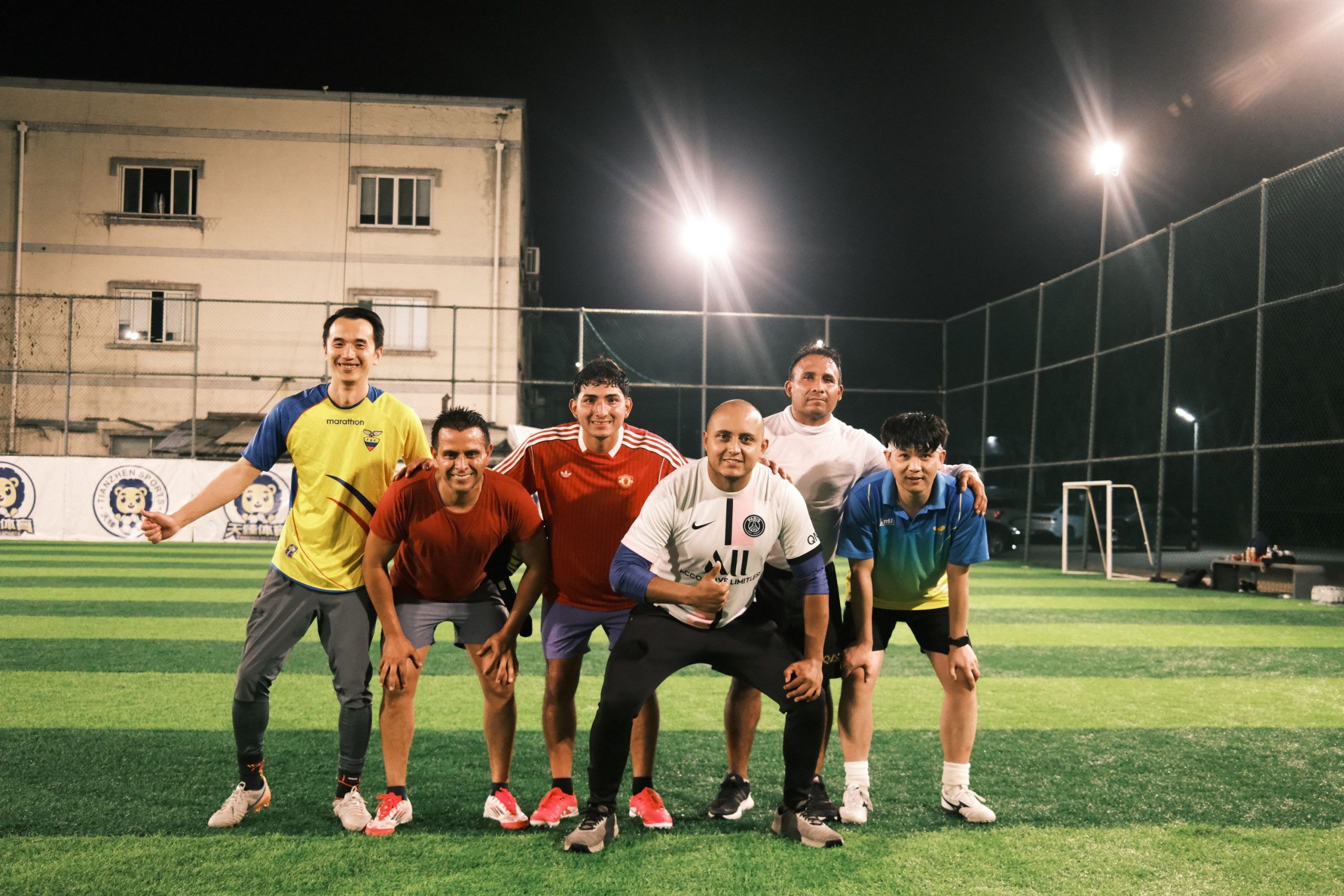 用運動激情點燃合作火花 | 國貿與厄瓜多爾客戶足球友誼賽側記
