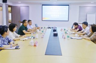 寧波經(jīng)開(kāi)區(qū)管委會(huì)副主任葉萬(wàn)檔一行深入萌恒調(diào)研